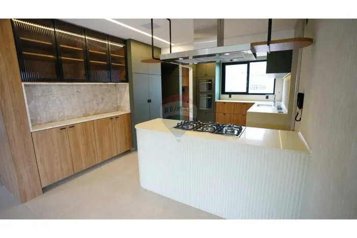 Apartamento 3 Quartos, à venda na Serra 180 m² reformado