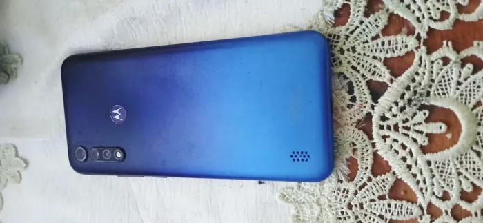 Celular moto G8