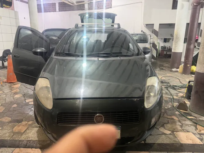 Fiat Punto Attractive 1.4 Fire Flex 8V 5P 2012