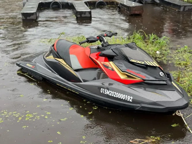 Jet ski rxp 300 2019 , aceito carro, moto ou jet mais volta