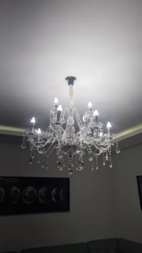 Lustre Candelabro 8 braços de cristal na cor prata