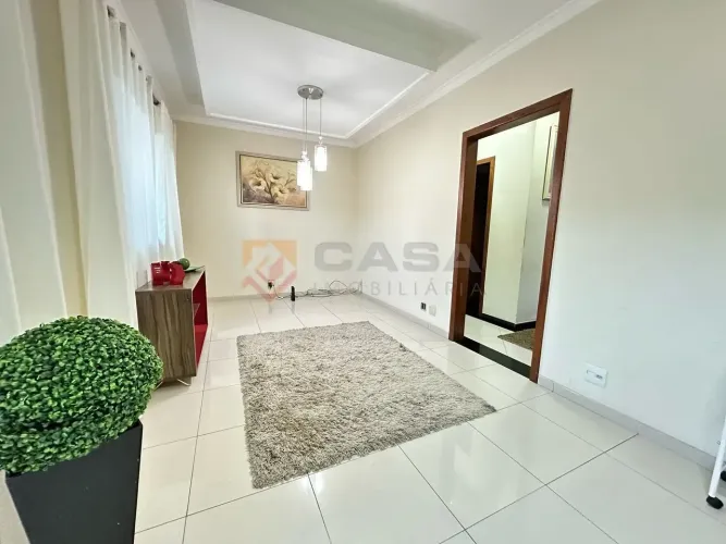 AV-Excelente Casa de alto padrão em Morada de Laranjeiras com 4 quartos.