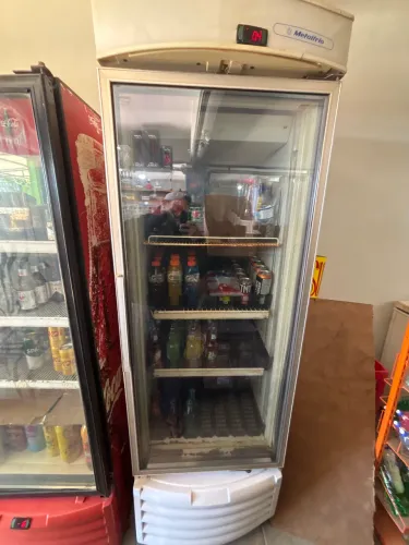 Freezer expositor Metalfrio