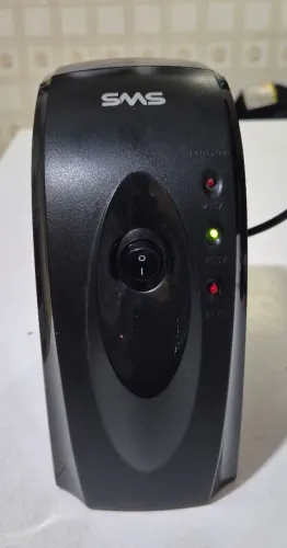 estabilizador de voltagem SMS Revolution VI, modelo µRE430 Bi.