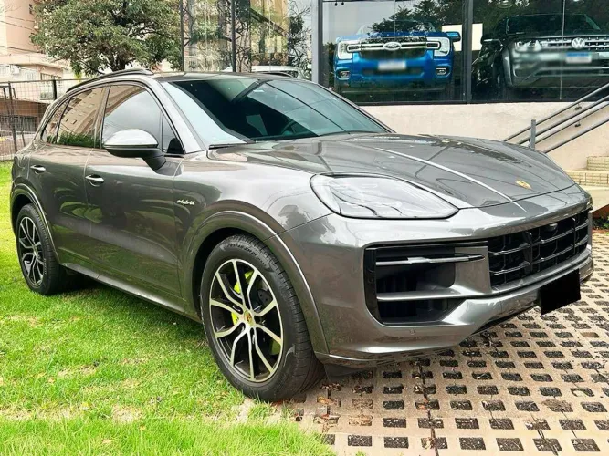 Porsche Cayenne E-hybrid 3.0 V6 462cv 2024