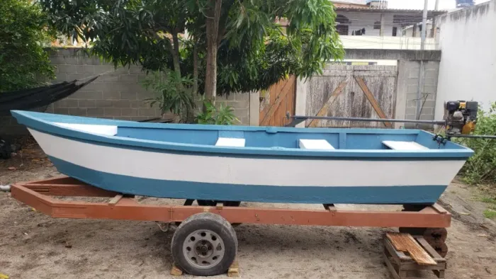2024 Barco de Madeira 4,3 metros