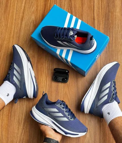 tênis Adidas 