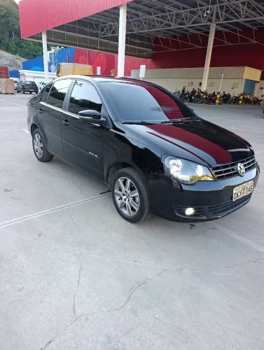 Volkswagen Polo Sed. Comfort. 1.6 MI Tot. Flex 8V 2013