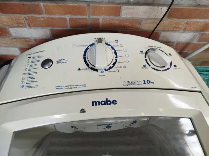 Máquina de lavar 10 kg, não funciona