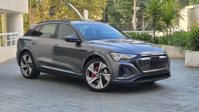 Audi Q8 E-tron Launch Edition (elétrico) 2024
