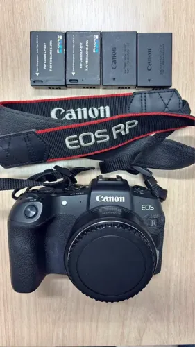 Câmera Canon RP