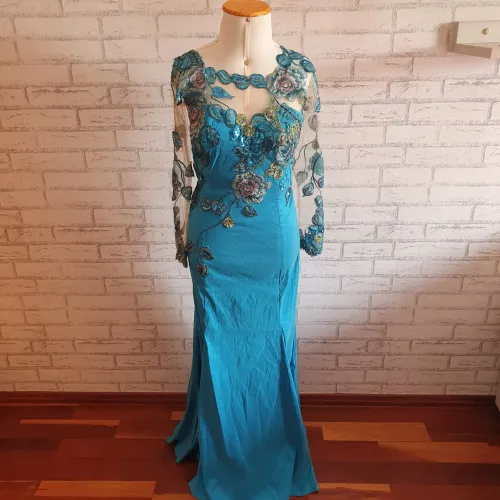 Vestido de festa azul frozen