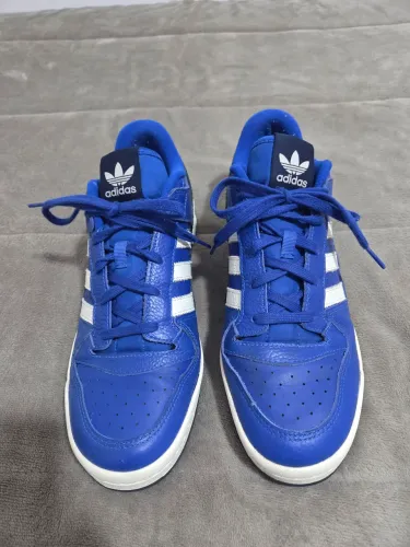 Tenis adidas tamanho 43