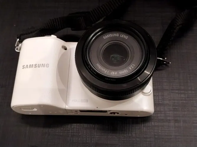 CÂMERA SAMSUNG NX2000 MIRRORLESS