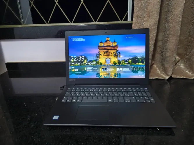 Notebook Lenovo B330 processador itel I5 8 geração memória 8GB ultrafino estado de novo!
