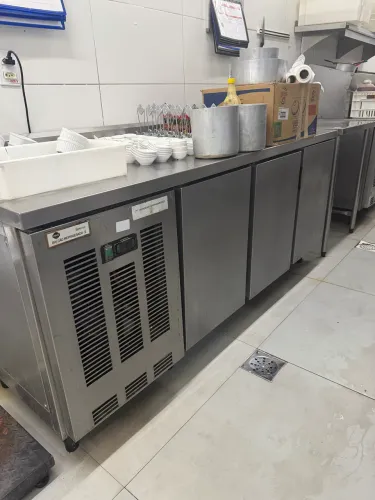 Balcão refrigerado