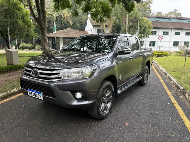 Toyota Hilux CD SRV 4X4 2.8 TDI Diesel Aut. 2017