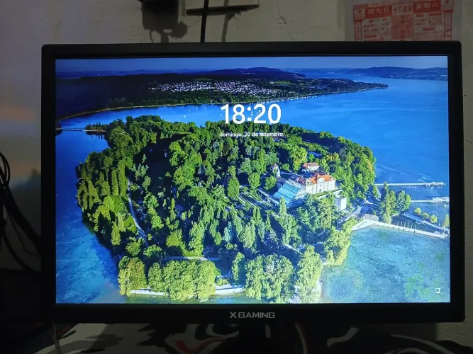 Monitor LED X-Gaming 19 Polegadas -- Funcionando Perfeitamente