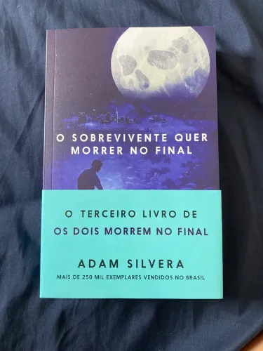 Livro o sobrevivente quer morrer no final