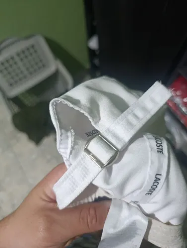 boné Lacoste cabra