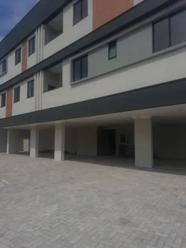 Apartamento 2 quartos em frente Av Armando Calil Bulos, inglese do Rio Vermelho.