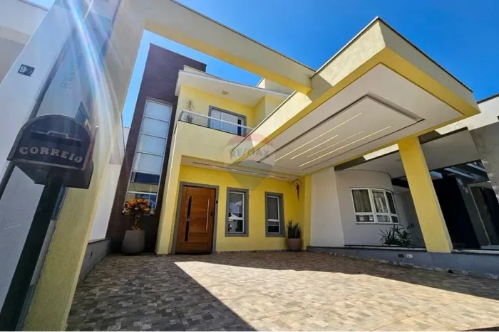Casa em condomínio à venda 3 dormitórios 1 suíte com piscina Sorocaba - SP