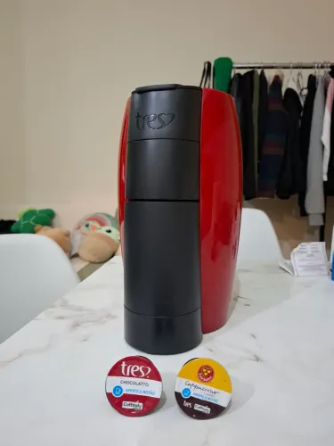 Cafeteira Três Corações LOV - Excelente Estado!