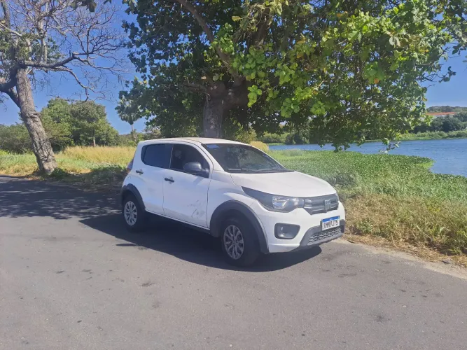 Fiat Mobi Like 1.0 Fire Flex 5P. 2021
