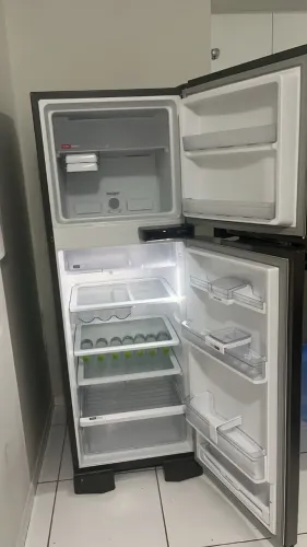 Geladeira Frost Free 375 L