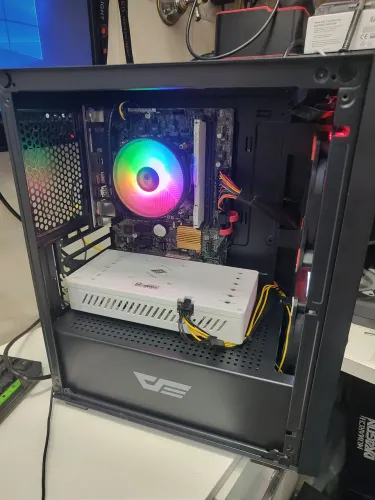 PC Gamer - RX580 8GB 