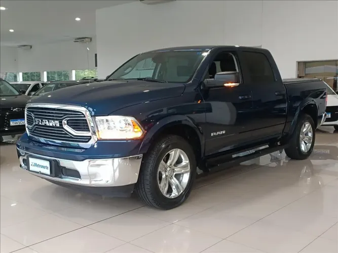 Ram Classic Laramie 5.7 V8 16V Gasolina 4X4 Aut. 2023