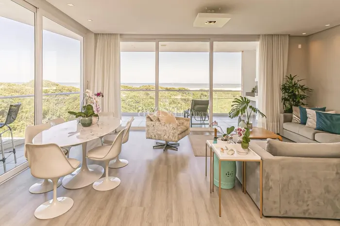 Apartamento com 3 suítes frente mar no Novo Campeche!