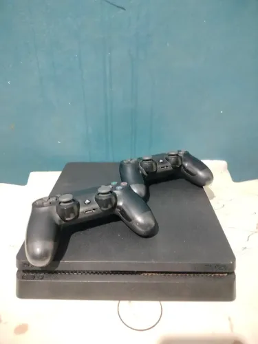 PS4 SLIM