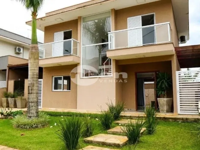 Casa de condomínio à venda no bairro Boraceia com 110 m² e 3 dormitórios/quartos