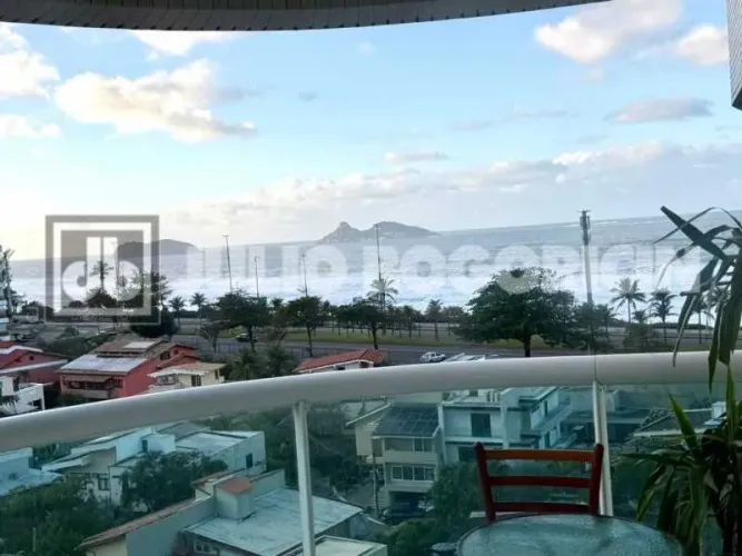Luxuoso Flat Lucio Costa .Residencial com Serviços / Barra da Tijuca