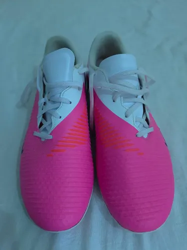 Chuteira Nike Phantom 6