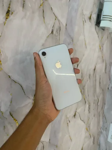 iPhone XR
