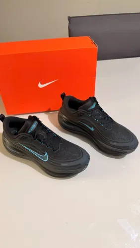 NIKE VOMERO PLUS NOVO 41BR