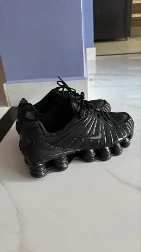 Nike Shox