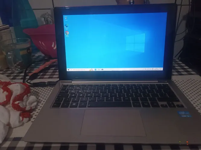 Notebook Asus X202E core i3 4g