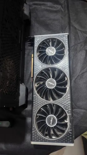 Vendendo a rx 6700 XT 12gb Vram usada