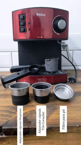 Máquina de café espresso Philco 20bar + 3 pitchers
