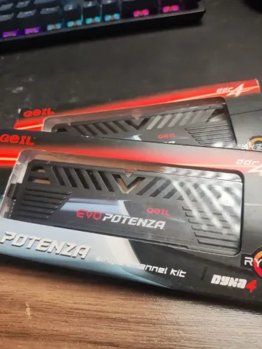 Memória Evo Potenza Geil, A Pentes de 8GB Kit 16gb 3200MHz DDR4