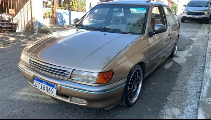 Volkswagen Logus GLS 1.8 1993