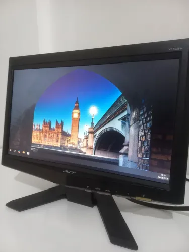 Monitor 15.3" Acer para Computador
