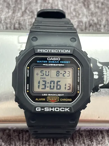 Casio G-Shock DW-5600UE