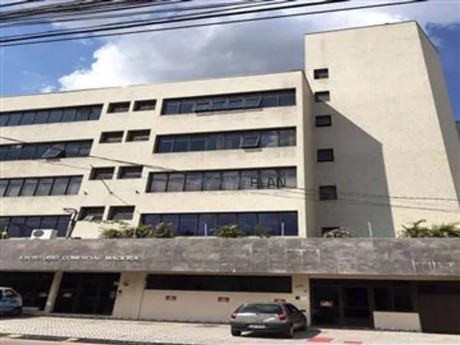 ÓTIMAS SALAS COMERCIAIS, PRÉDIO COMERCIAL NAS PROXIMIDADES DO TERMINAL RODOVIÁRIO..