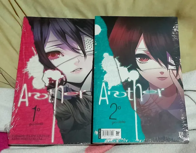Volumes 1 e 2 do Mangá "Another" (LACRADOS)