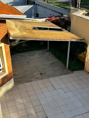 Estrutura para toldo