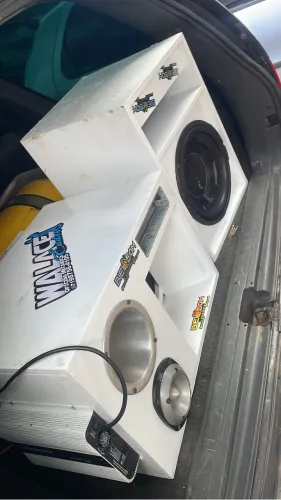 Som automotivo